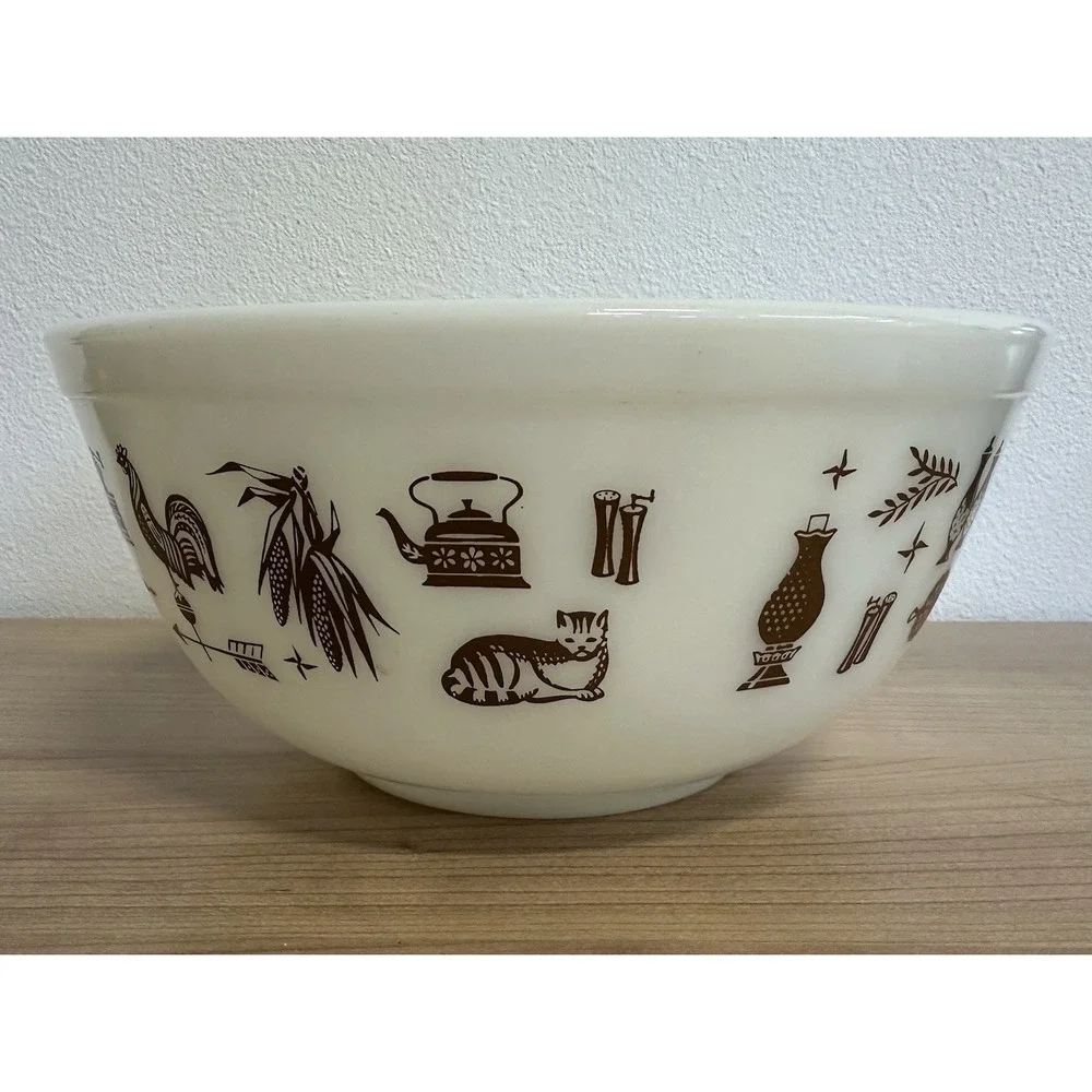 Vintage Pyrex 403 2 1/2 Qt Mixing Bowl Early American Brown Cat Chicken